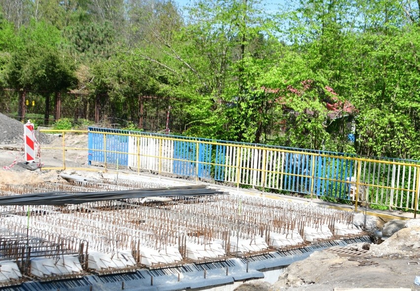 Trwają prace przy budowie mostu na ulicy Szydłowieckiej w Radomiu. Zobacz zdjęcia