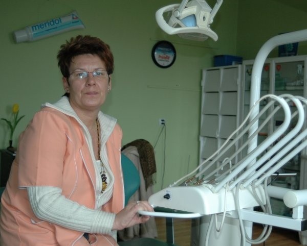 Mam dość zastraszania, boję się o swoje życie - mówi Bożena Urbanek, lekarz stomatolog z Bodzanowic.