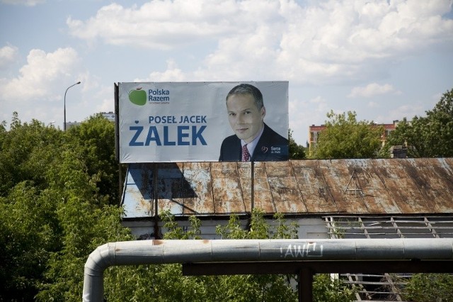 Jacek Żalek wciąż upiera się, że jego plakat może wisieć nadal