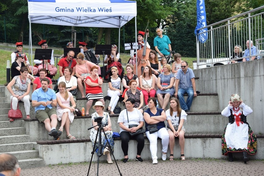 Festiwal Godki 2018. Znamy wyniki konkursów na najlepszych gawędziarzy, tancerzy, śpiewaków [NOWE ZDJĘCIA]