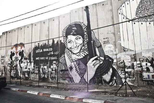Leila Khaled na Murze Pokoju w Autonomii Palestyńskiej