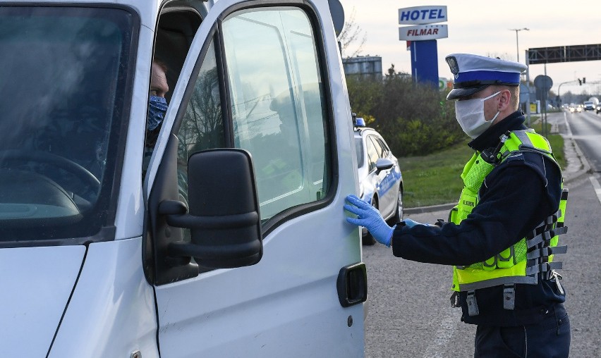 Od czwartku 16 kwietnia w związku z epidemią koronawirusa...