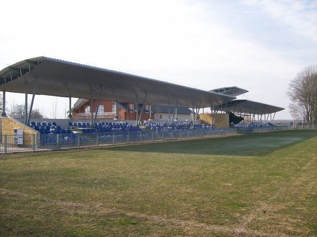 W całym powiecie przysuskim nie ma takiego stadionu, jak w Potworowie.