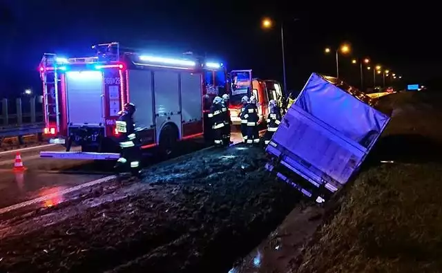Wypadek busa na autostradzie A4, 29 grudnia 2018