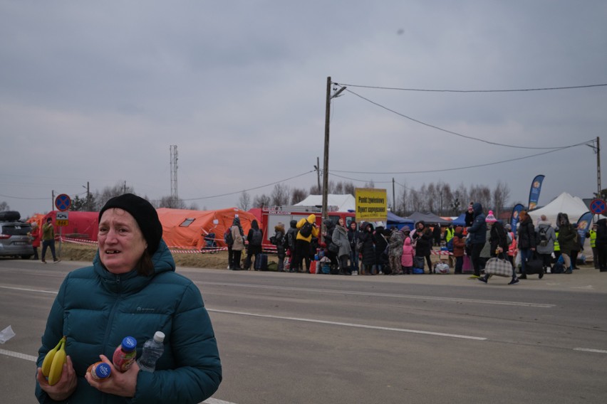 Dramatyczna sytuacja na przejściu granicznym w Budomierzu [ZDJĘCIA, WIDEO]