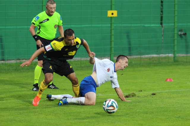 GKS wygrał z MKS-em u siebie 5:1, a dziś w Kluczborku 2:1.