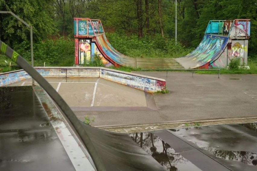 W przeszłości na Wiśniowcu funkcjonował skatepark, lecz ze...
