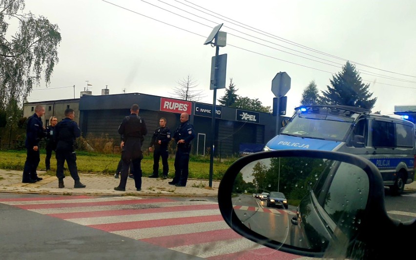 Widzew. Twierdził, że został potrącony przez samochód i zatrzymał policję. 52-late miał ponad 2 promile