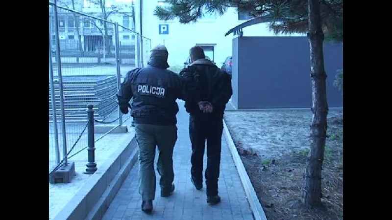 Policyjni antyterroryści udaremnili napad na bank przy ulicy Tatrzańskiej
