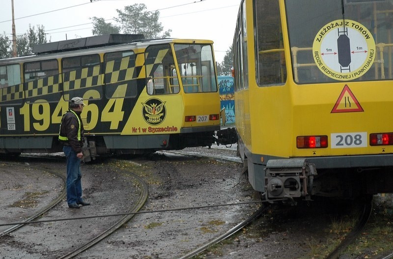 Tramwaj wykoleił się na pętli Pomorzany