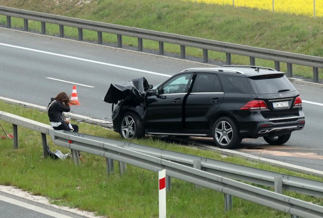 Nawet jadąc na chwilę do najbliższego sklepu można spowodować groźny wypadek, którego skutki, gdy jedziemy bez ważnego OC, obciążą nas i naszą rodzinę długiem na lata.