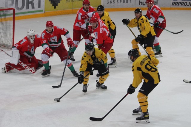 W I rundzie play off dojdzie do derbowego pojedynku GKS Katowice z Zagłębiem Sosnowiec  Zobacz kolejne zdjęcia. Przesuwaj zdjęcia w prawo - naciśnij strzałkę lub przycisk NASTĘPNE