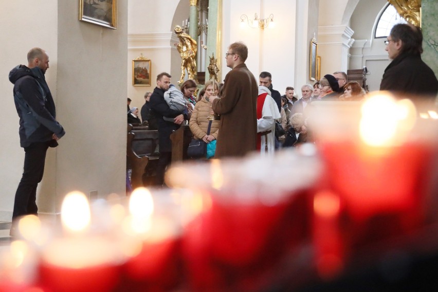 Droga Krzyżowa u Dominikanów otwiera obrzędy związane z Wielkim Piątkiem [ZDJĘCIA]