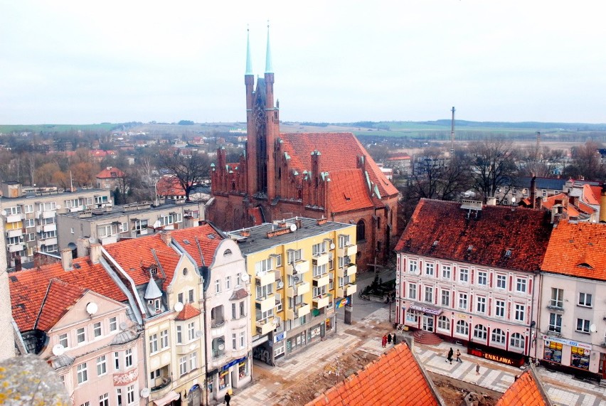 Nieczęsto mamy okazję oglądać świebodziński rynek z tej...