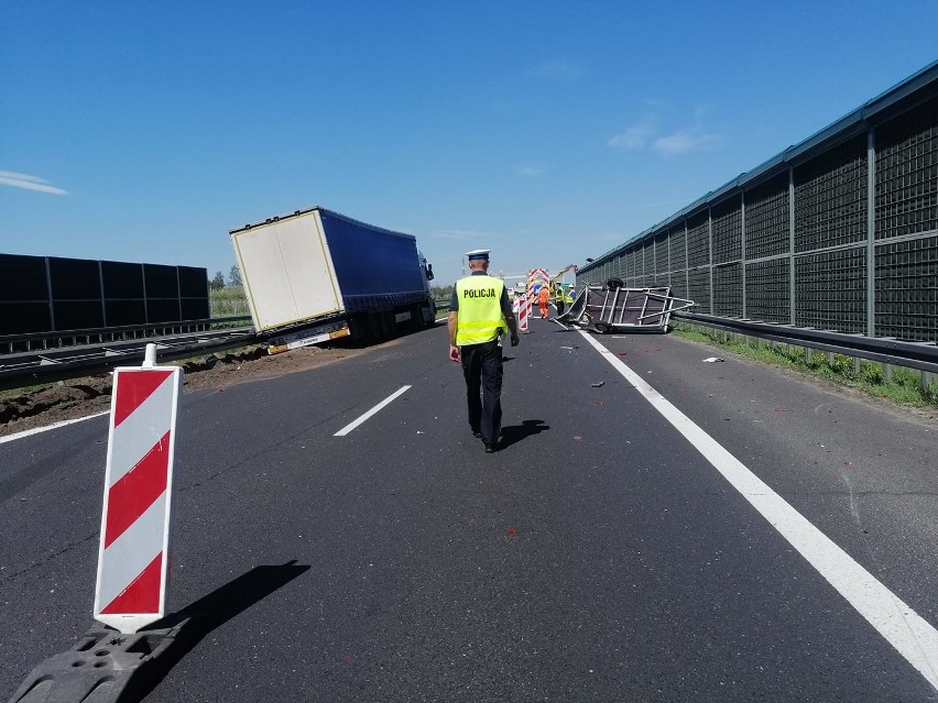 Do zdarzenia doszło na trasie ekspresowej s7 w pobliżu...