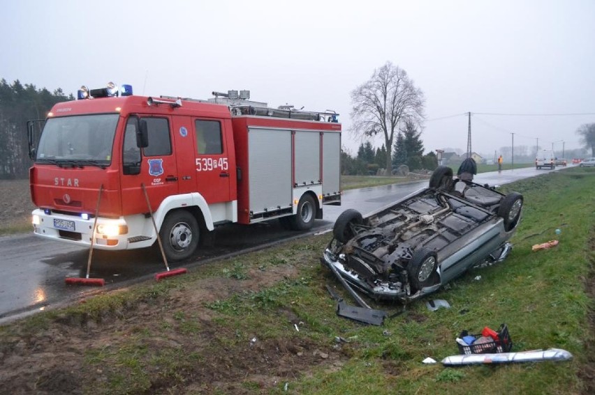 Wypadek pod Raszkowem: Ranna kobieta trafiła do szpitala