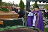 Śmiertelne pobicie w Wieluniu. Pogrzeb tragicznie zmarłego Emila ZDJĘCIA, FILM