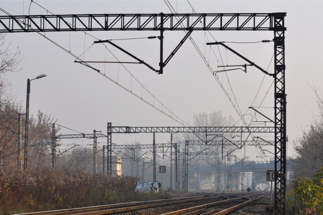 Awaria na kolei w Mogilnie oznacza wprowadzenie komunikacji zastępczej na trasie Bydgoszcz-Poznań.