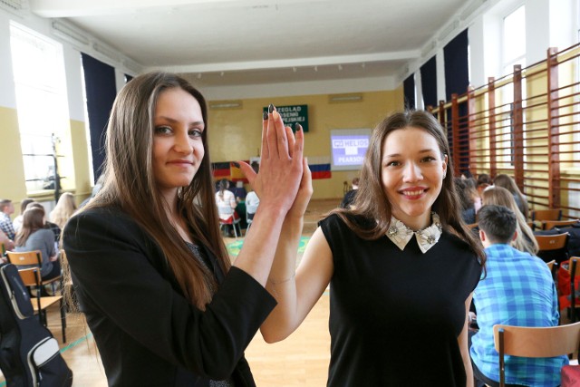 Gabriela Traskowska i Dominika Koziatek (od lewej) to zwyciężczynie Przeglądu Piosenki Europejskiej.