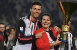 Cristiano Ronaldo dziękuje za wsparcie. Jego mama przeszła udar, ale jest już w stanie stabilnym