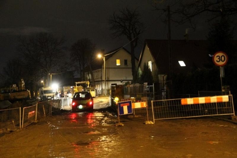 Awaria na Miłoszyckiej. Ulica nieprzejezdna, 20.11.2015 r.