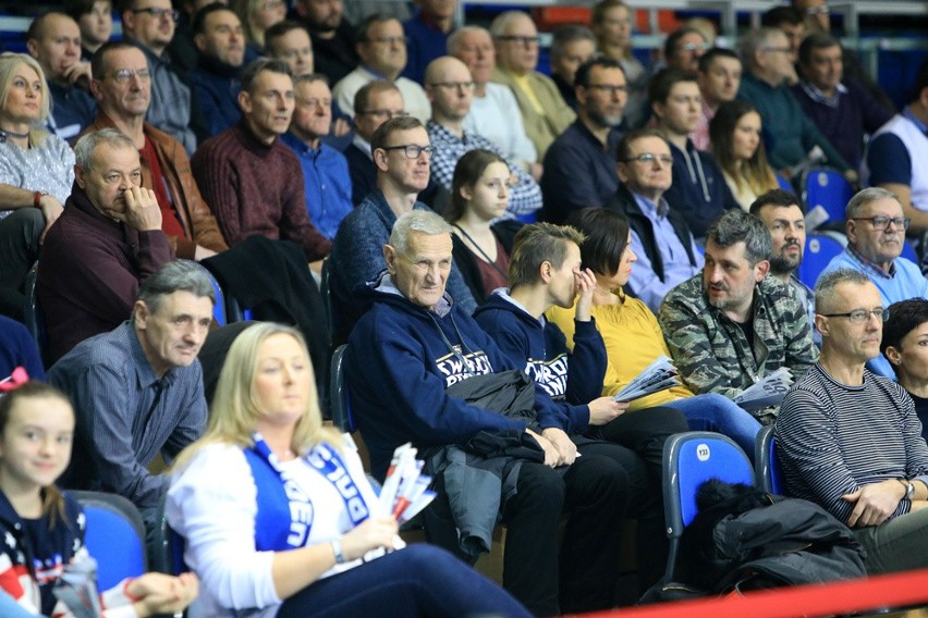 Polski Cukier Toruń gromi AZS Koszalin [ZDJĘCIA Z MECZU I TRYBUN]