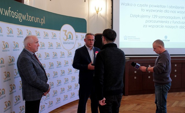 Czwartkowa konferencja prasowa w Wojewódzkim Funduszu Ochrony Środowiska i Gospodarki Wodnej w Toruniu