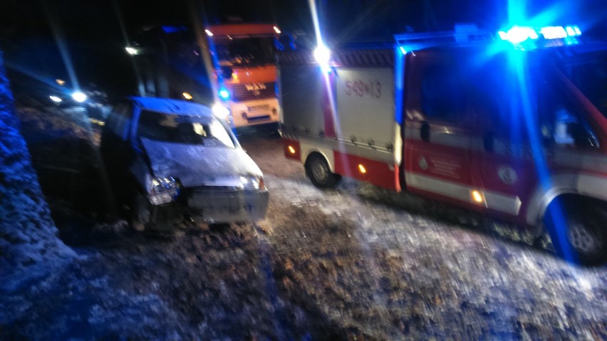 W poniedziałek w nocy koło Barwic doszło do wypadku....
