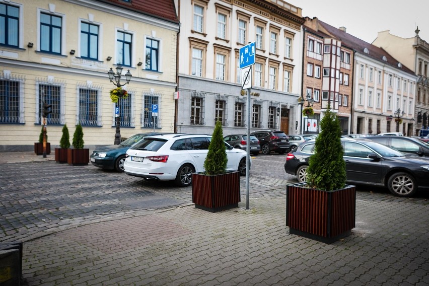 Co z pl. Orła Białego? Mieszkańcy zdenerwowani. A co na to zastępca prezydenta miasta?