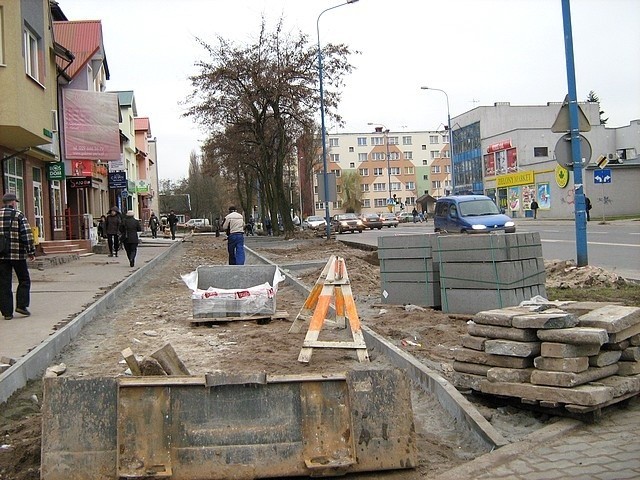 Budowa parkingu na Hallera