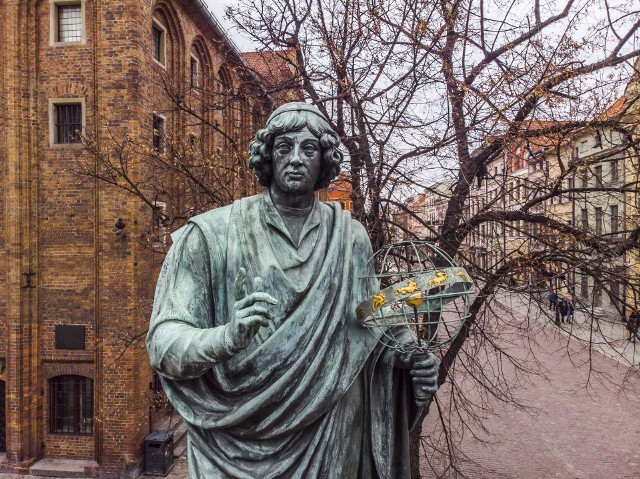 Podczas obchodów Roku kopernikańskiego nie zabraknie wydarzeń wokół pomnika astronoma na Rynku Staromiejskim
