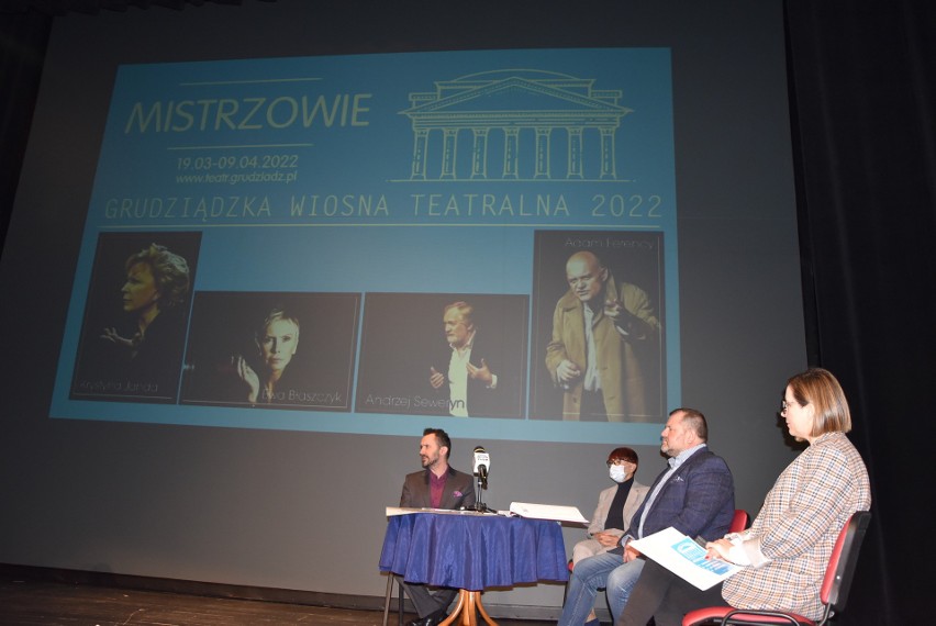 Dyrekcja i pracownicy Centrum Kultury Teatr w Grudziądzu...
