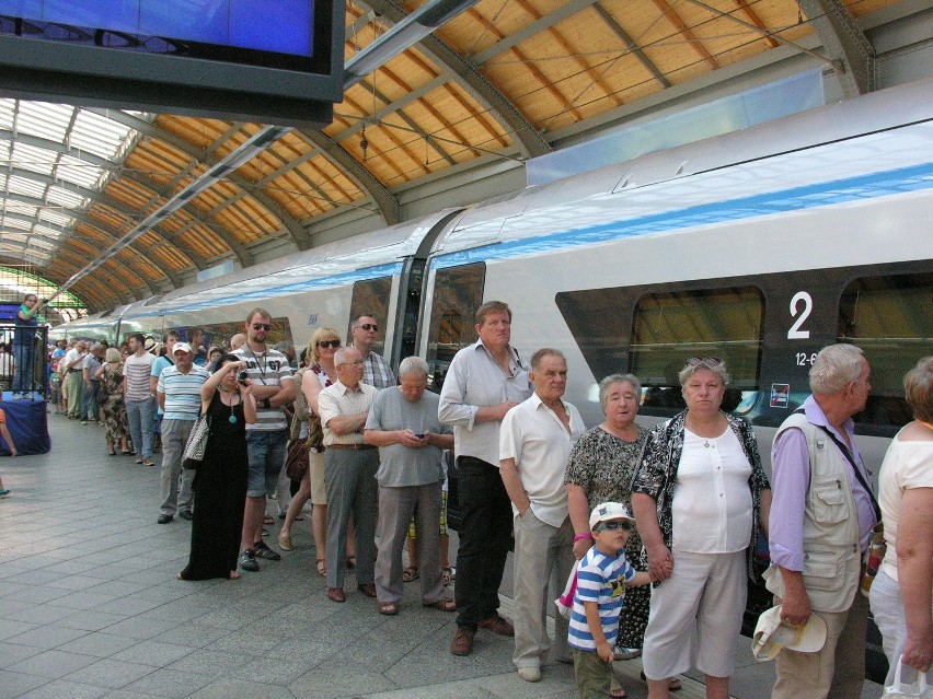 W sumie, jak informuje PKP Intercity, od grudnia pomiędzy...