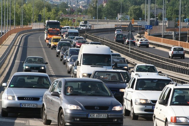 Umowa kupna sprzedaży powinna być sporządzona w formie pisemnej.