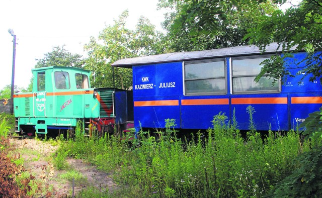 Jeszcze przed kilku laty lokomotywa serii Lyd1 takimi wagonikami woziła górników do ruchu Juliusz