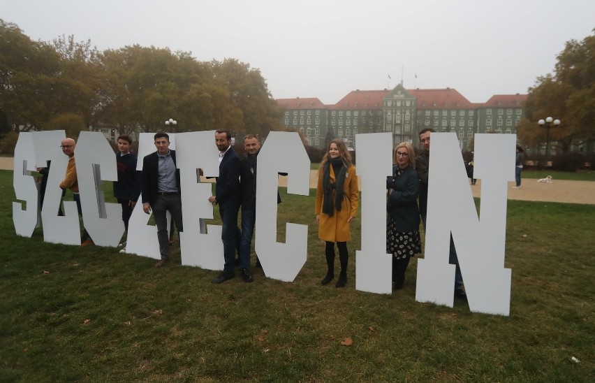 Na Jasnych Błoniach stanął napis "Szczecin". Dlaczego? [ZDJĘCIA]