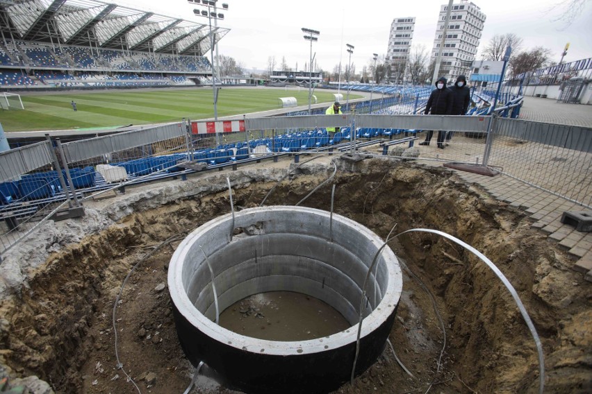 Rozpoczęły się prace przy modernizacji Stadionu Miejskiego w...