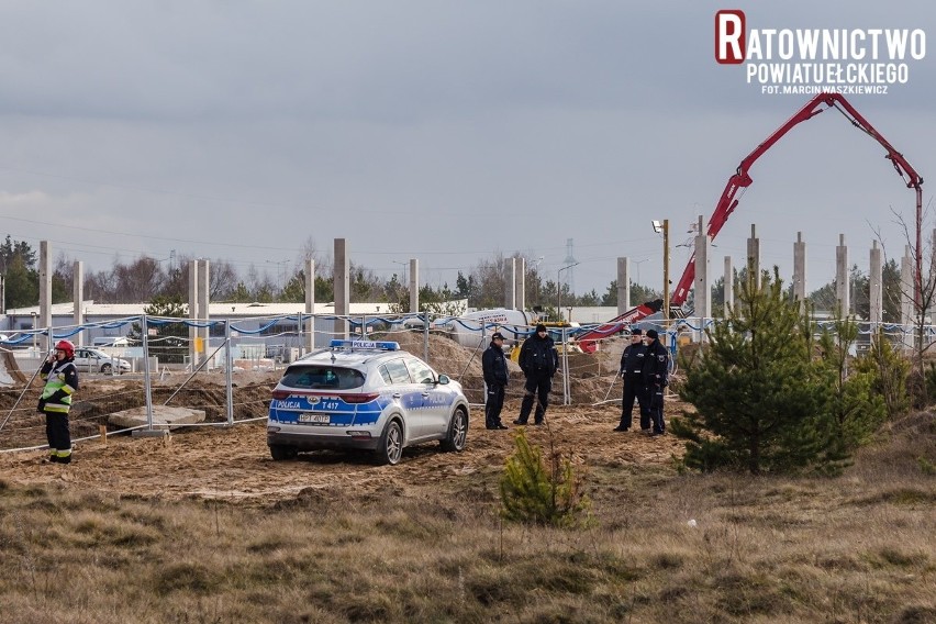 Obwodnica Ełku. Bomba na budowie obwodnicy. Ewakuowano mieszkańców i market (zdjęcia)