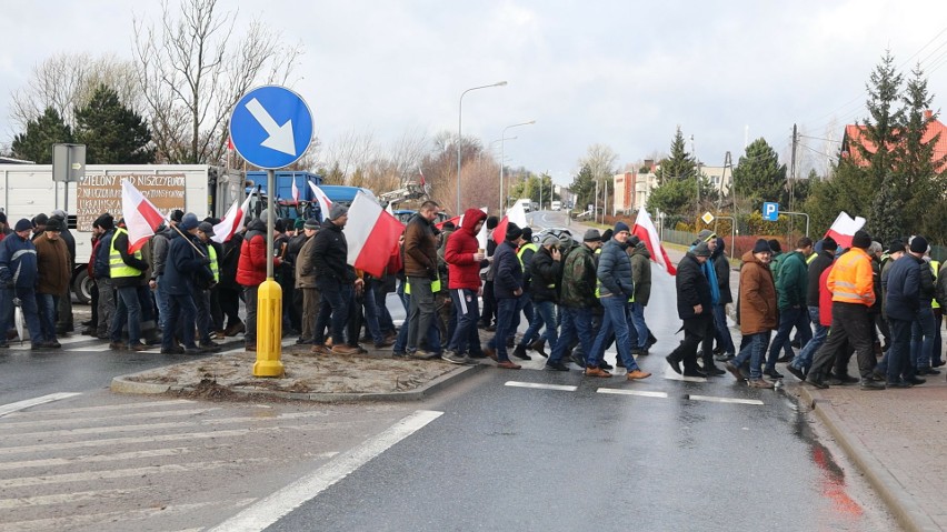 Rolnicy na 30 dni zablokują Chojnice. Jakimi ulicami nie przejedziesz?
