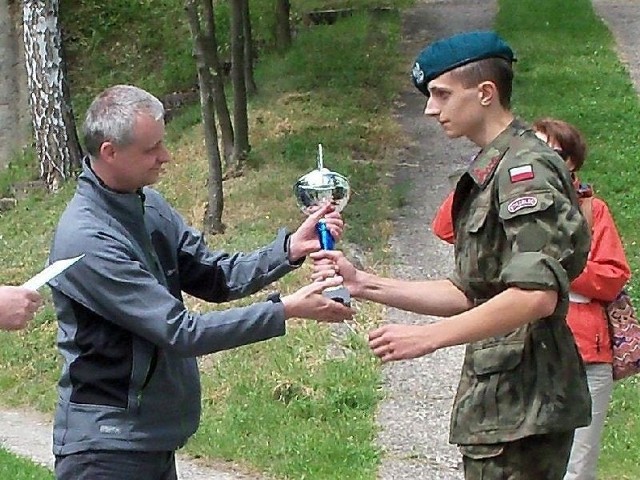 Puchar dla najlepszego strzelca zdobył Krzysztof Ciemięga ze Starachowic.