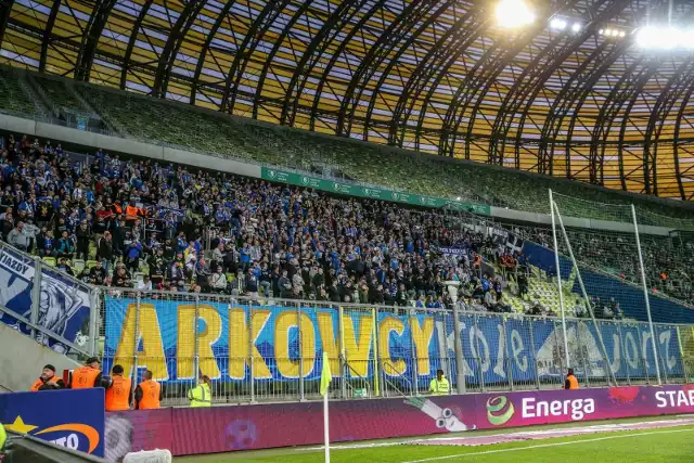 Kibice Arki bywali na nowym stadionie w Gdańsku choćby na meczach Lecha