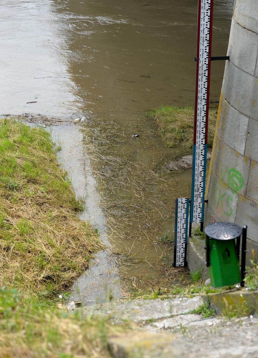 Od 20 czerwca systematycznie podnosi się poziom Sanu w...