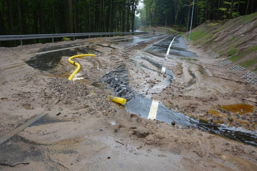 Zniszczona miniobwodnica Kartuz