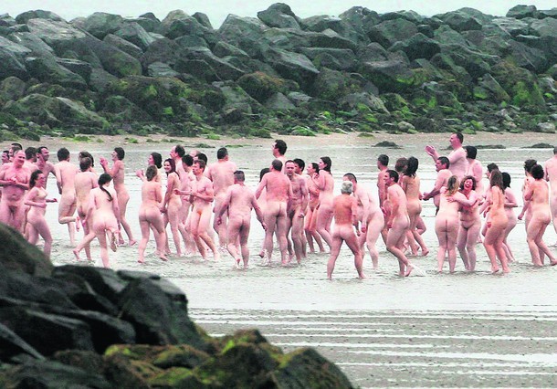 Naturyści na plaży