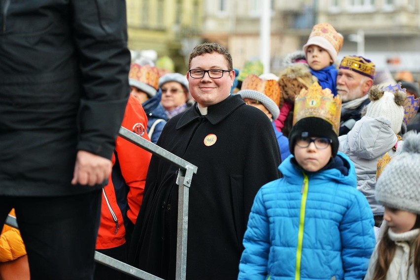 Orszak Trzech Króli w Świnoujściu 2019 przeszedł ulicami miasta [ZDJĘCIA, WIDEO]