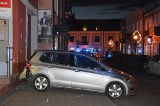 Wypadek w centrum Łowicza. Do szpitali trafiło starsze małżeństwo [ZDJĘCIA]