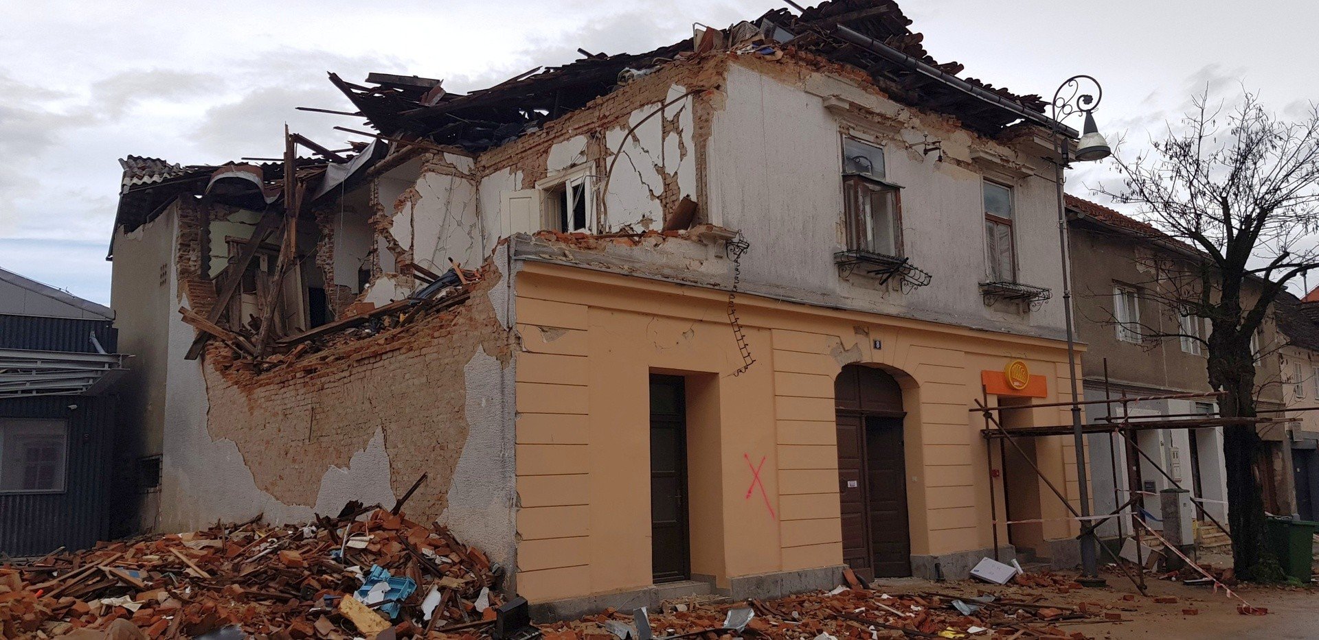 Olesno pomaga Chorwatom po trzęsieniu ziemi. Będzie jeszcze jeden transport  darów, dla konkretnej poszkodowanej rodziny | Nowa Trybuna Opolska