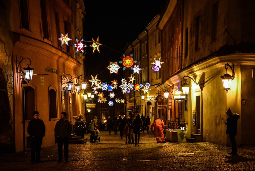 Gwiazdy nad Lublinem, czyli świąteczna instalacja na Starym...