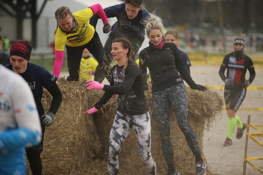 Runmageddon na Partynicach. Pierwszy dzień zmagań [GALERIA ZDJĘĆ]