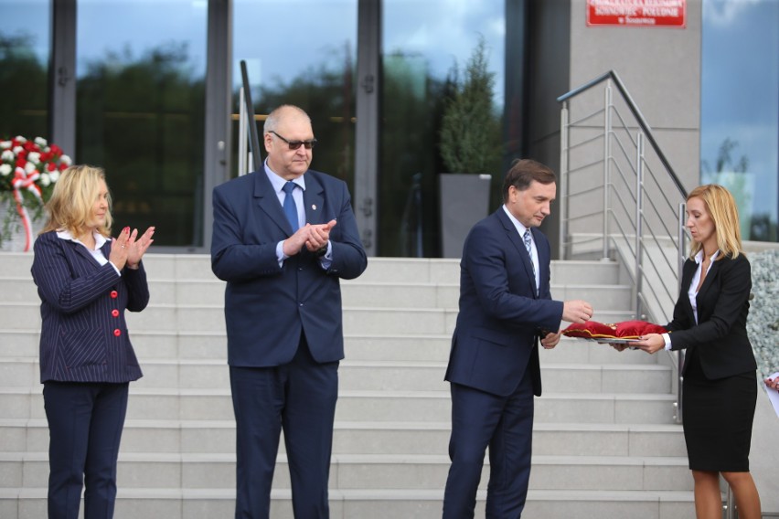 Nowa siedziba prokuratury w Sosnowcu otwarta. Wstęgę...